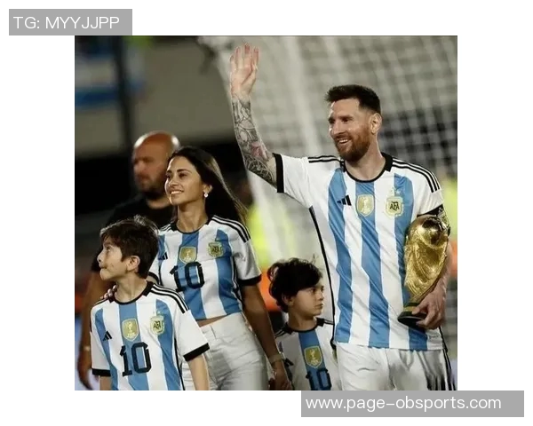 梅西杯青少年锦标赛盛大开幕梅西苏亚雷斯亲临现场助阵巴萨对决河床 梅西杯青少年锦标赛盛大开幕梅西苏亚雷斯亲临现场助阵巴萨对决河床