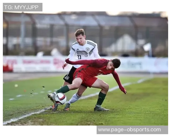 尤文图斯关注葡萄牙左翼卫阿劳霍葡体开价接近8000万欧元 尤文图斯关注葡萄牙左翼卫阿劳霍葡体开价接近8000万欧元